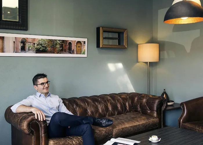 里昂中央美居酒店 - 火车东站店