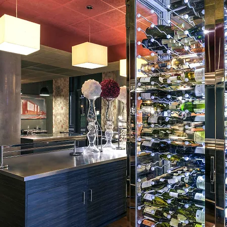 Hotel Mercure Centre - Gare Part Dieu 4*