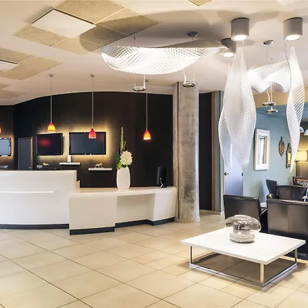 Mercure Centre - Gare Part Dieu Hotel 4*