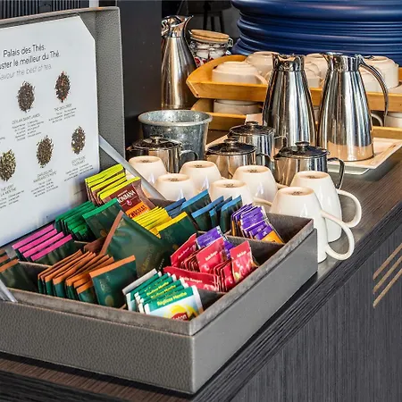 Hotel Mercure Centre - Gare Part Dieu 4*