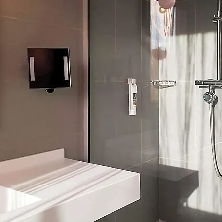 Mercure Centre - Gare Part Dieu 4* Лион