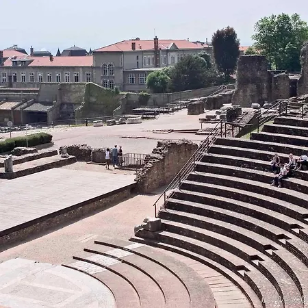 Mercure Centre - Gare Part Dieu 4*