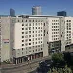 里昂中央美居酒店 - 火车东站店 里昂
