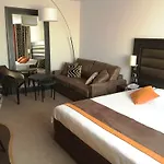 酒店 里昂中央美居酒店 - 火车东站店 4*