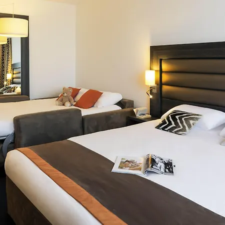 Hotel Mercure Centre - Gare Part Dieu 4*
