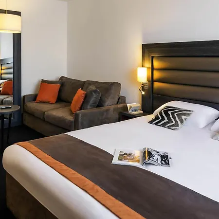 Hotel Mercure Centre - Gare Part Dieu 4*