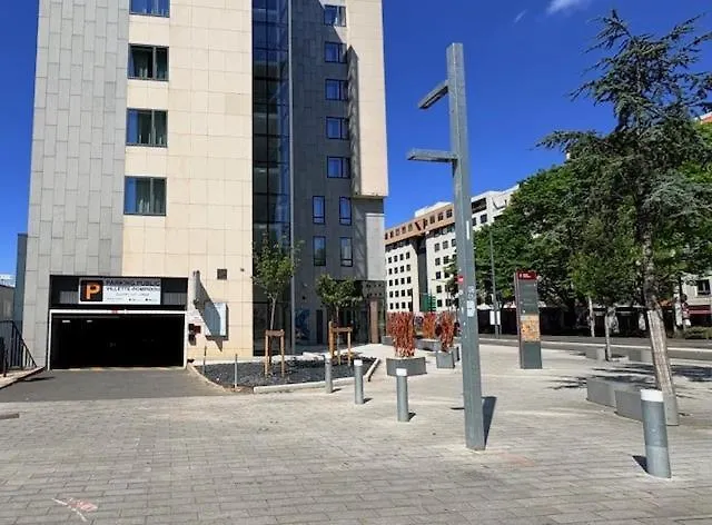 Mercure Centre - Gare Part Dieu 4*